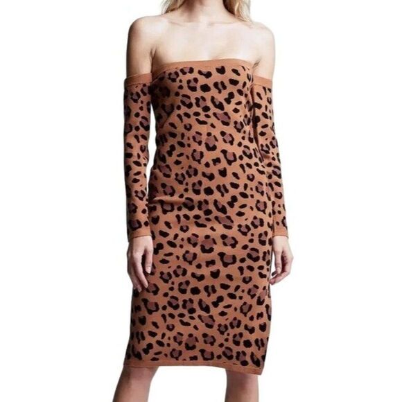 L'Agence Felicia Off Shoulder Leopard Print Sweater Dress Sz L Black Brown NEW - Picture 3 of 10